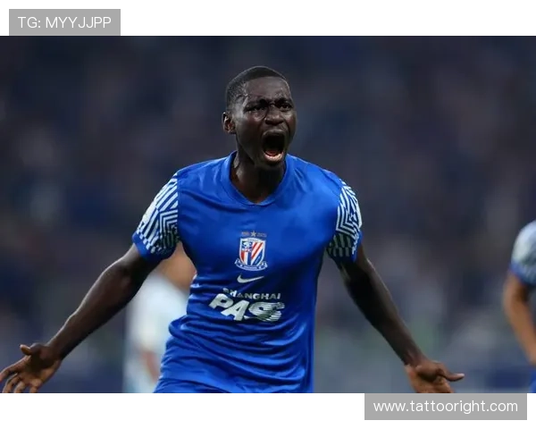 上海申花关键战表现波动明显，当前赛季问题逐步显现，球队稳定性面临考验